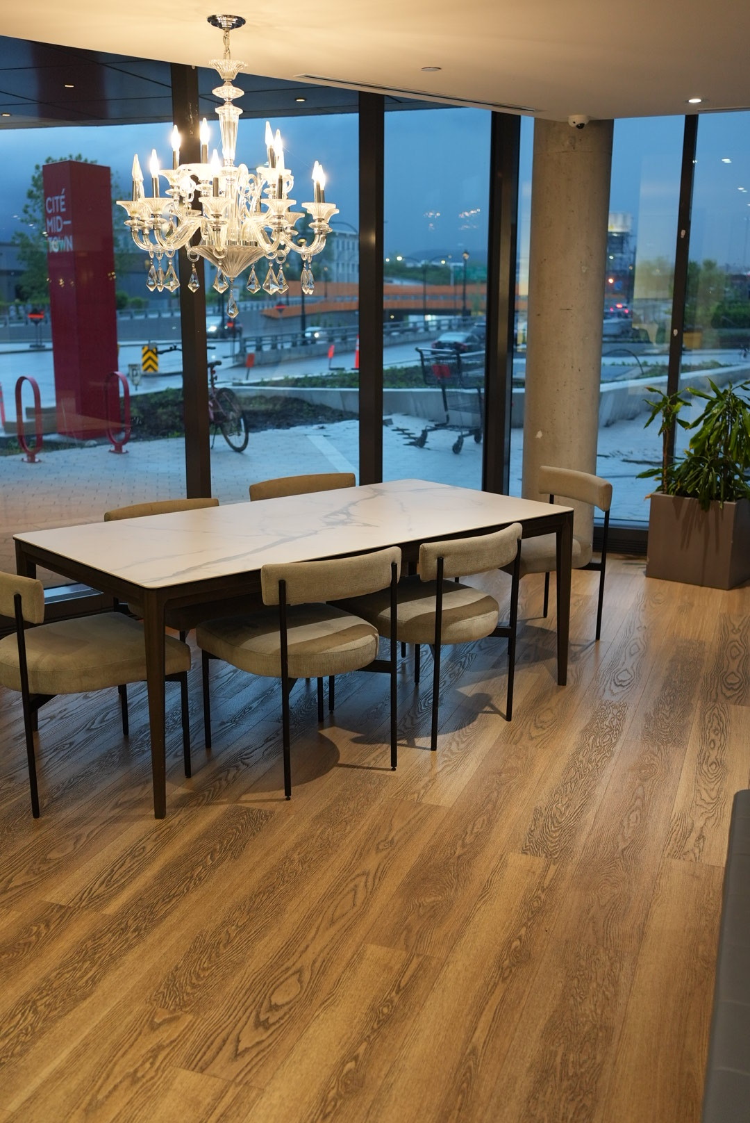 Salle à manger — Cité Midtown
